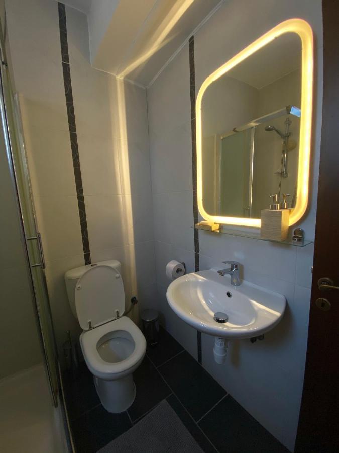 Lovely , Cozy , Modern Seaside Apartment Larnaca Exteriör bild